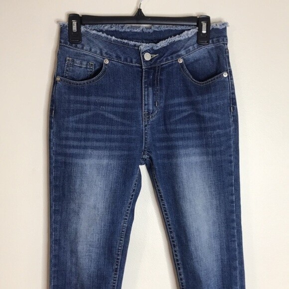 Gianni Bini Delia Med Wash Flare Cropped Raw Waist & Hem Bow Tie Boho Jeans Sz S - Picture 2 of 11